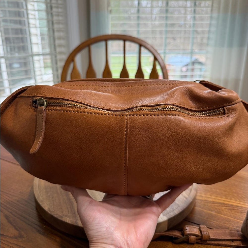 Studded Tan Leather Crossbody Bag with Adjustable Strap - Picture 2 of 8